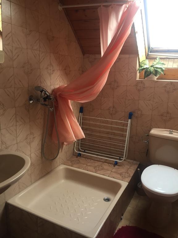 Ilona Panzio Hotel Balatonlelle Buitenkant foto